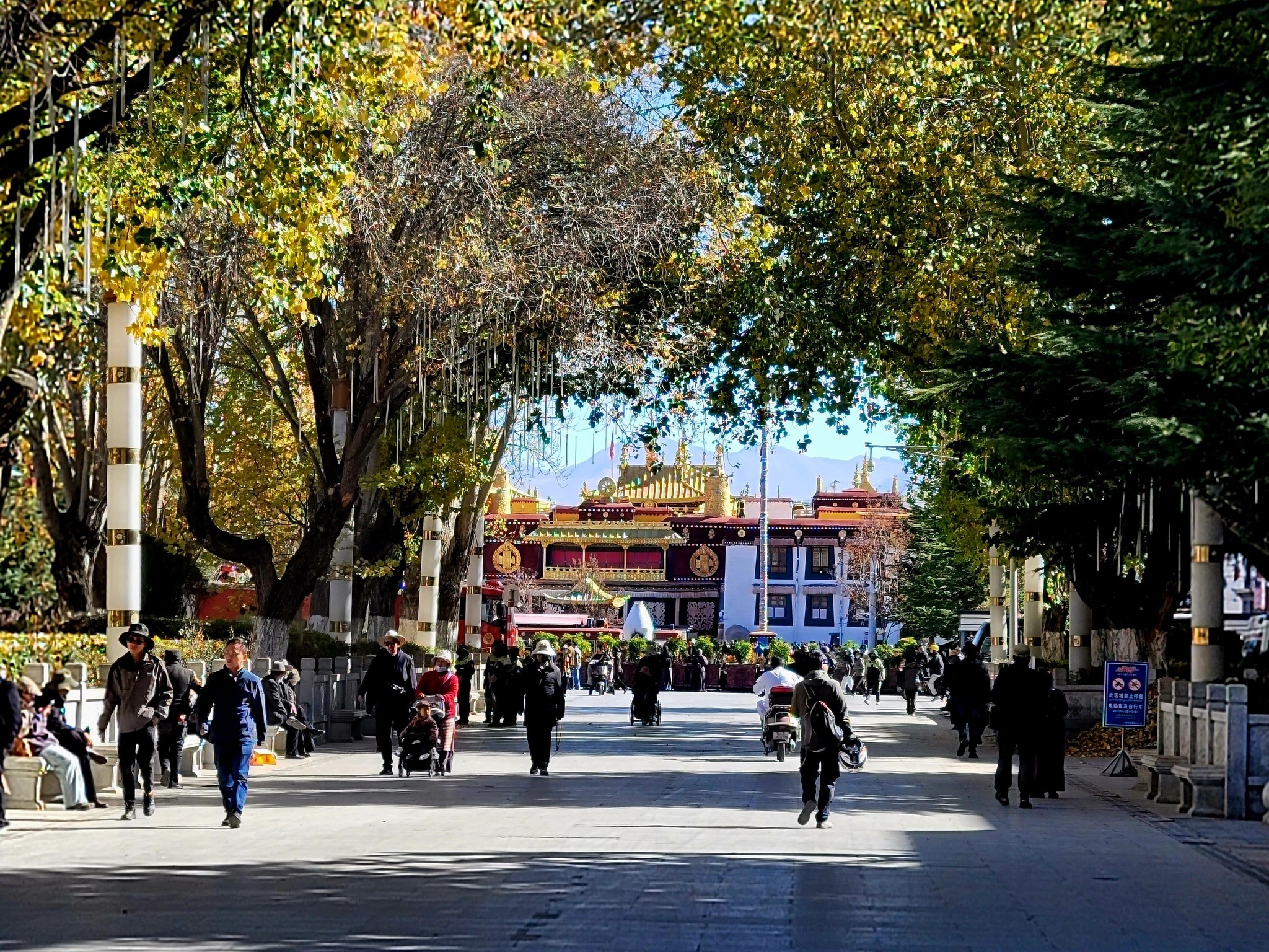 visit ancient place of tibet