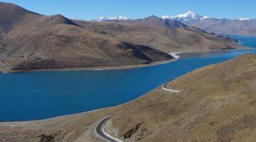 Yamdrok-Lake-Tibet