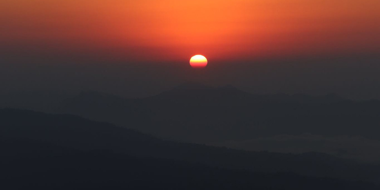 best sunrise views from sarangkot