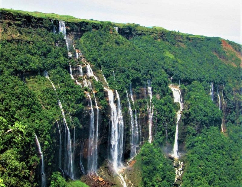 Seven-Sisters-Waterfall-cherrapunji