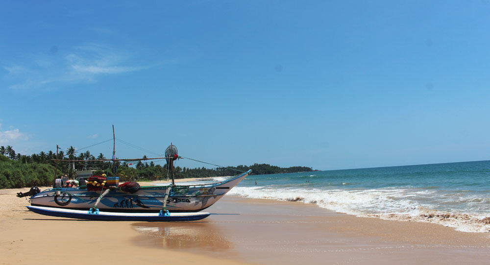 Bentota beach