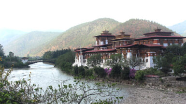 Punakha-Dzong,-Bhutan