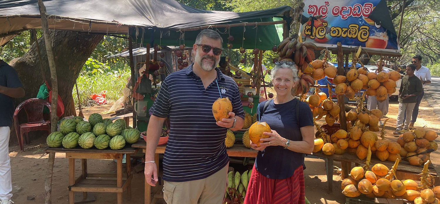 everywhere-coconut-in-srilanka