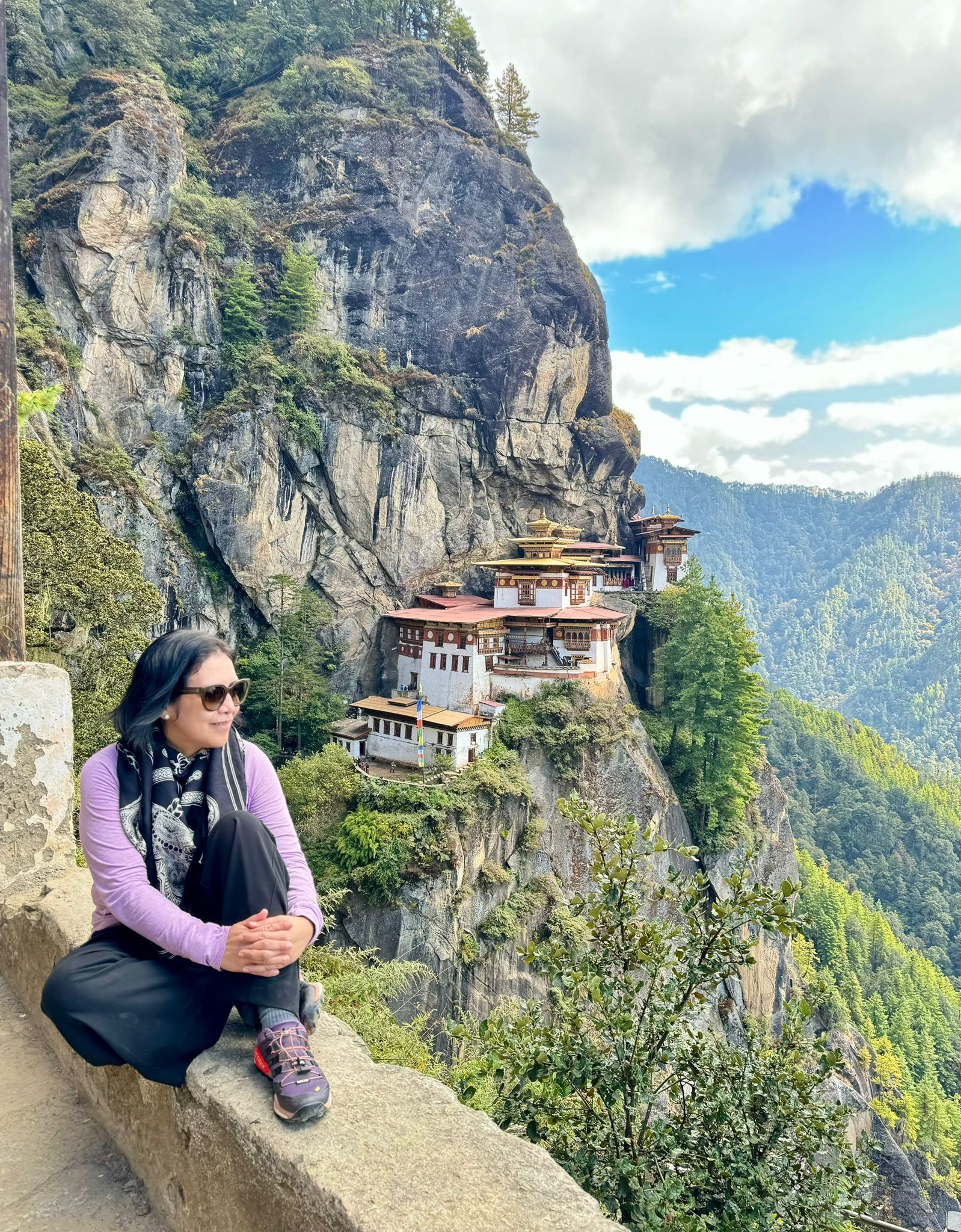 taktsang monastery view from opposite