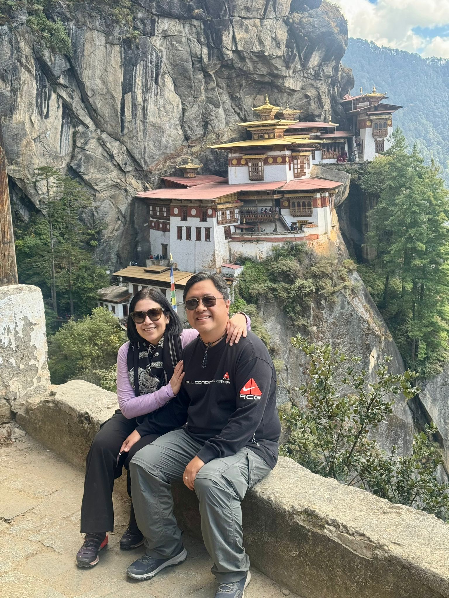 taktsang monastery view pint